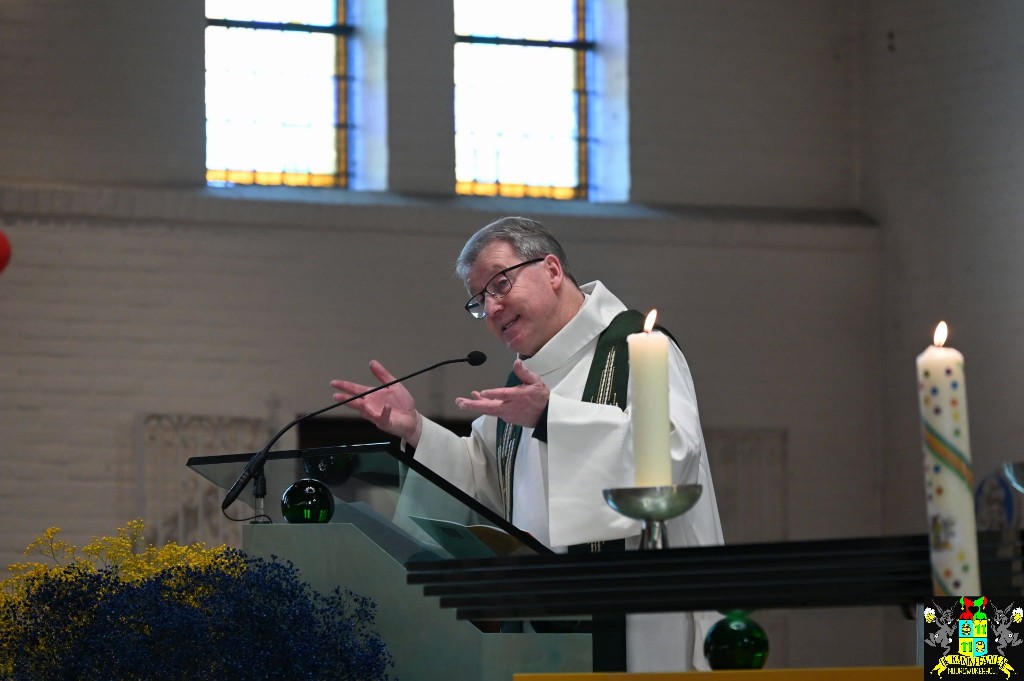 ../Images/Kerkmis 66 jaar Kaninefaaten 043.jpg